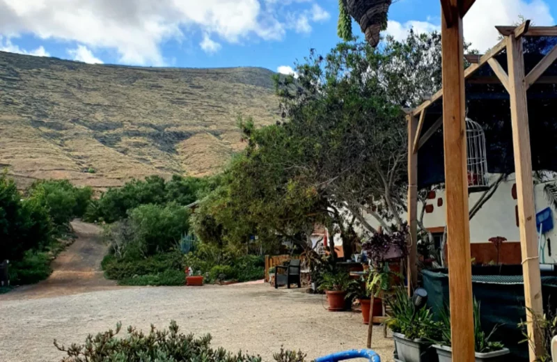 Kanarische Inseln Spanien Ventana a la montaña - minicasa en Puerto de Rosario