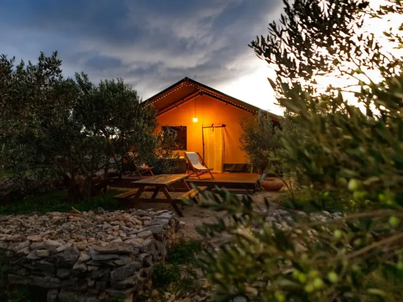 Adriatic Heritage Glamping No1 with Jacuzzi