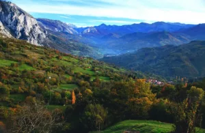 vistas al valle y a las montañas cercanas