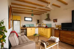 la cocina y el salón