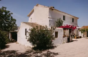 una cabaña tradicional andaluza
