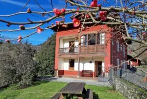 El raposu en casas rurales en Asturias