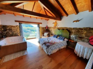 jacuzzi en el dormitorio