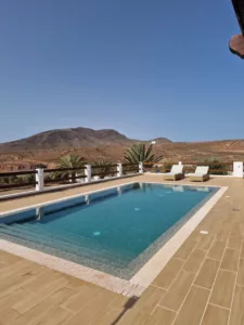 alquileres vacacionales con piscina