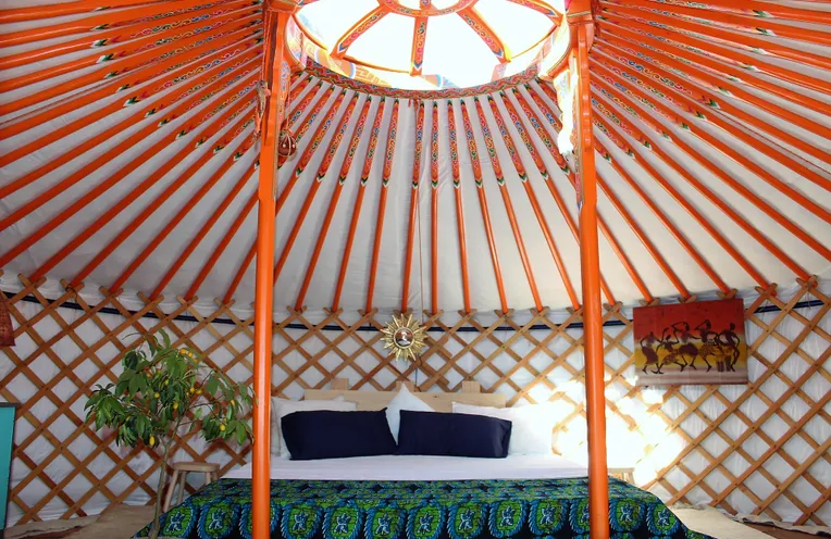dormitorio de la yurta