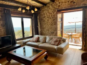 dentro de la casa rural