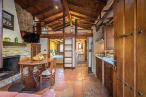 dentro de la casa