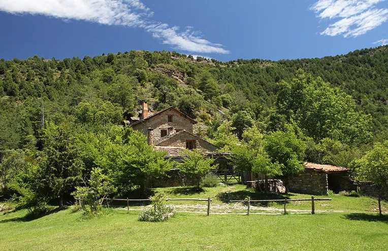 casa vista de lejos