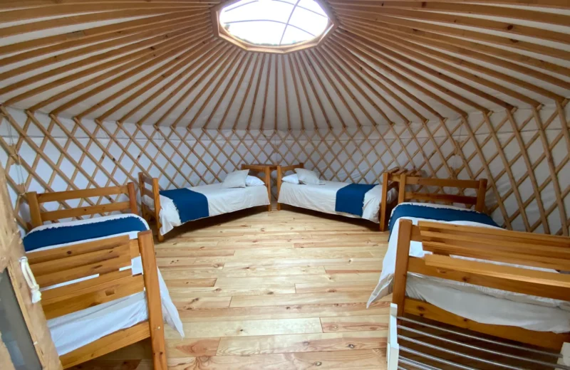 interiores de la yurta