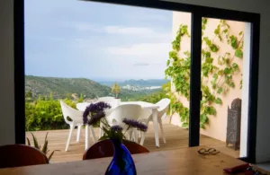 vistas desde el interior de la casa
