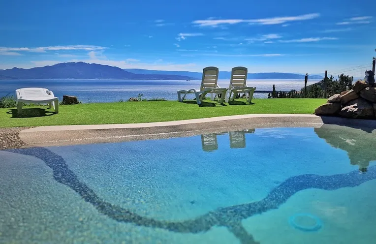 vistas desde la piscina