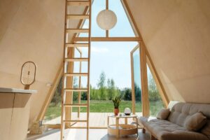 tiny house w lesie na wynajem