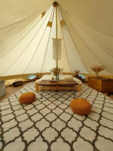 puszcza glamping