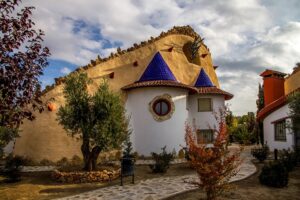 cuevas la granja