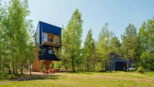 bird lodge