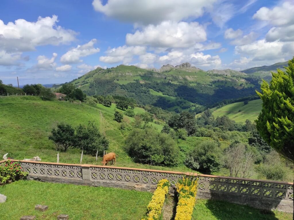 hiking trails in Spain