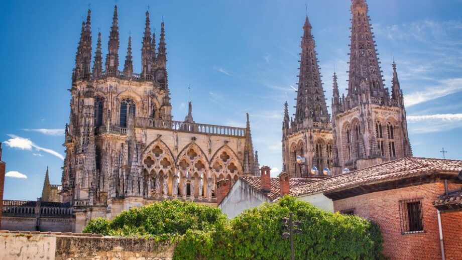 ¿Qué ver en Burgos?  11 puntos emblemáticos de la ciudad ✨