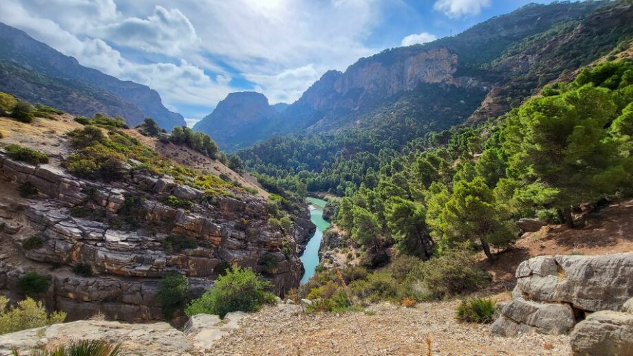 Ruta senderismo Málaga 10 rutas mágicas en los alrededores de la ciudad 🌟