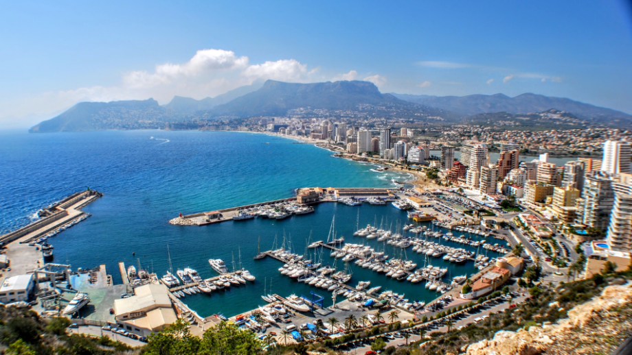 ¿Qué ver en Benidorm? 10 lugares únicos junto al mar 🌊