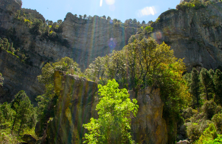 nacimiento del rio mundo