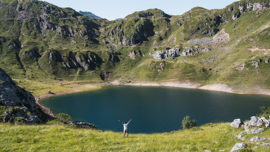 Lagos de Saliencia 💙 Descubre los lugares magníficos en entornos naturales