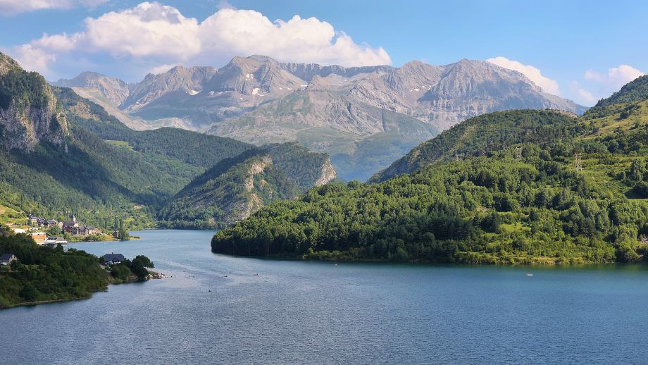 Valle de Tena ⛰️10 rutas de senderismo para todos los niveles