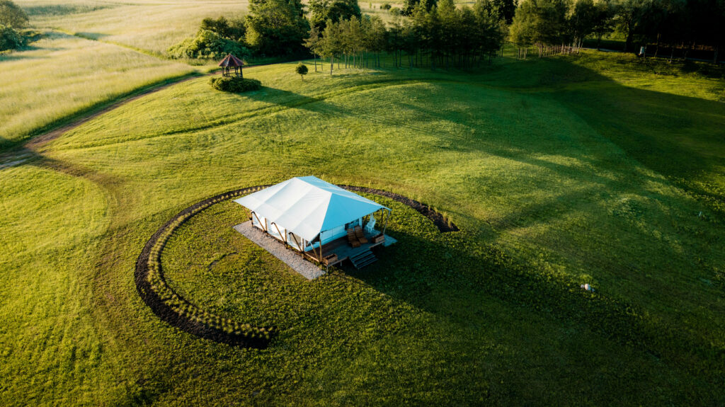 Wyjątkowe noclegi w otoczeniu Natury glamping Masuria Lakehouse