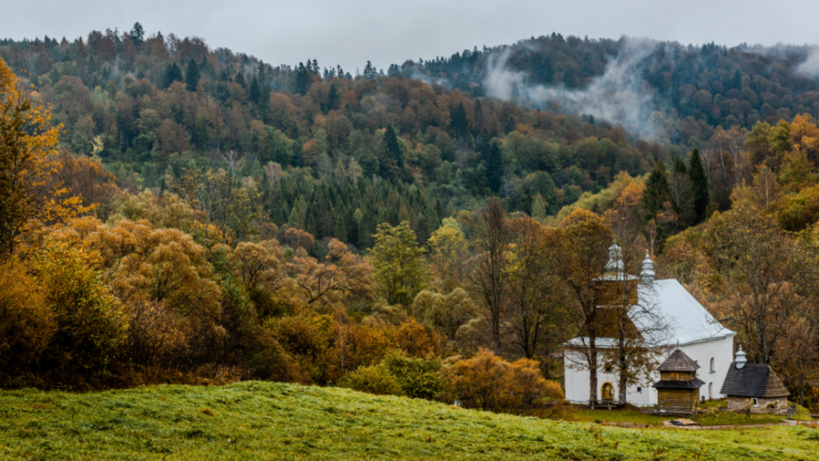 Bieszczady i cerkiew w Łopience: atrakcje otoczone naturą