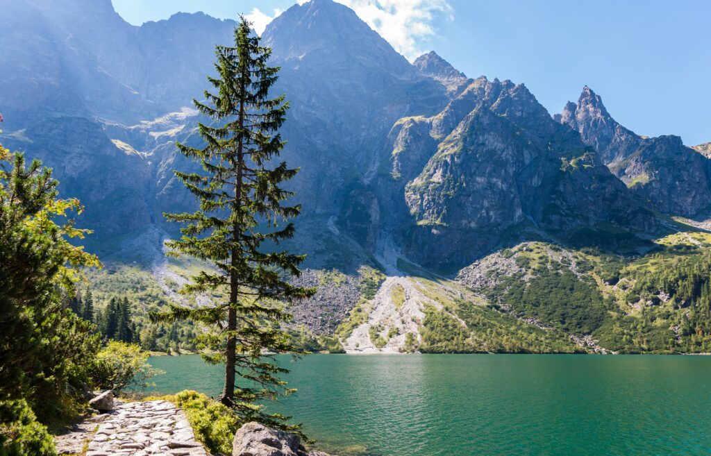 Szlaki na Tatry - Morskie Oko