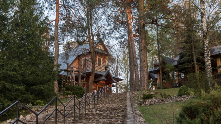 Góra Grabarka 🏔️ Odkryj mistyczną Górę Krzyży na Podlasiu