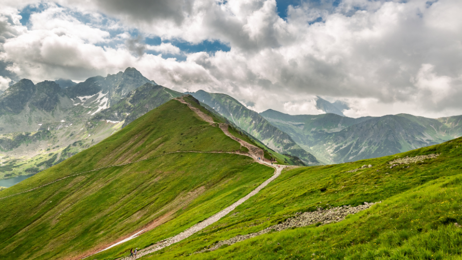 Kasprowy Wierch trasy 🌄 5 szlaków pośród Tatrzańskiej Natury