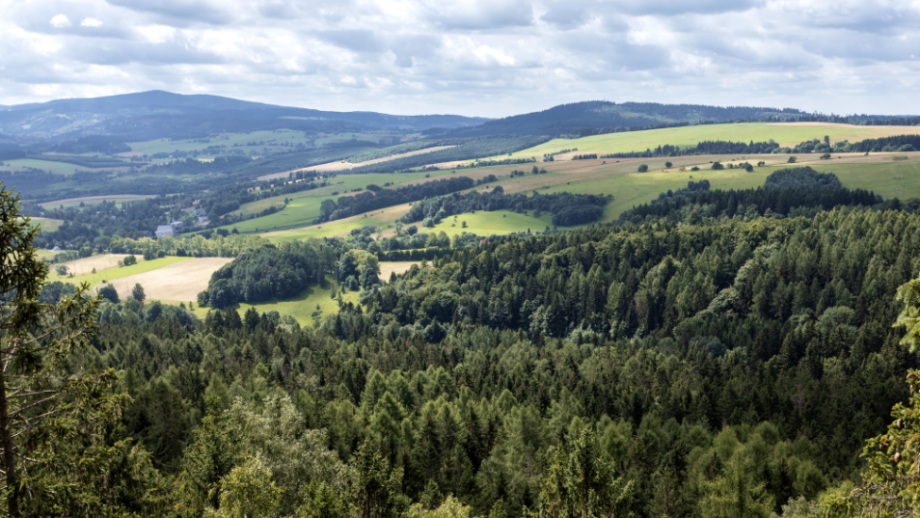 Kotlina Kłodzka 🌄 Przewodnik po najpiękniejszych zakątkach