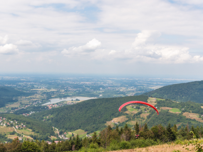 Beskid Mały - paralotniarz