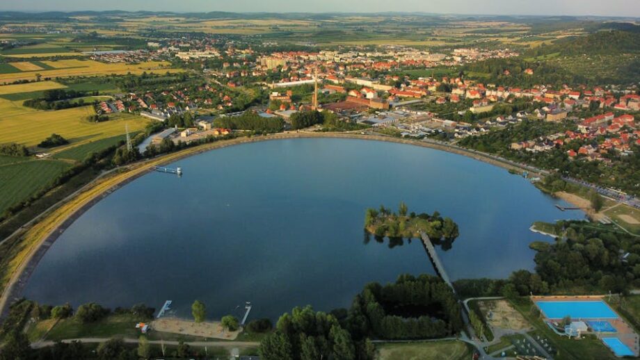 Jezioro Bielawskie ⛵️ Poznaj 6 pięknych miejsc w okolicy