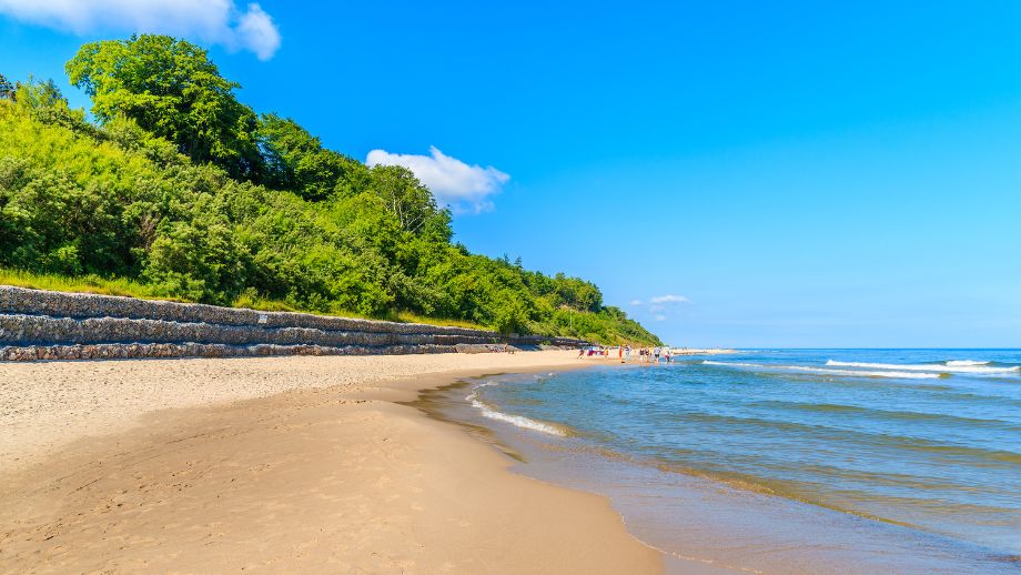 Jastrzębia Góra Atrakcje 7 nadmorskich miejsc, które warto odwiedzić 🌅